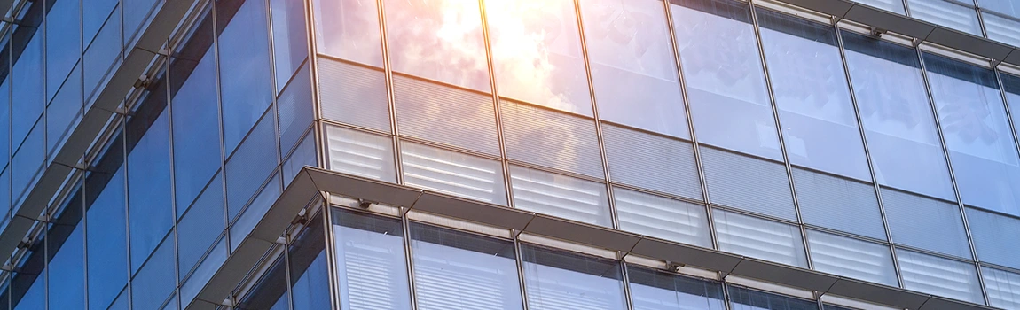 UV-Resistant Glass Experts&nbsp;in Riviera Beach, FL